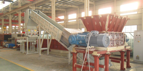 22kw 3000kg / H Butelka Niszczarka do odpadów z tworzyw sztucznych Niskie zużycie energii